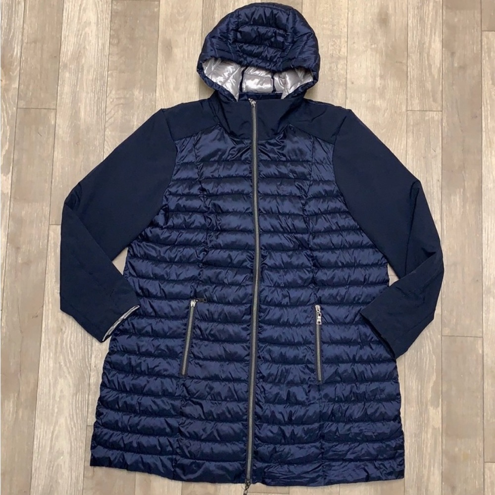 Womens Nuage Hooded Puffer Jacket